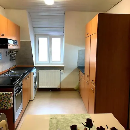 Entire 2-room In South 아파트 *