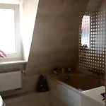 Entire 2-room In South